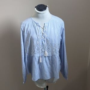 Gap blue and white embroidered blouse, size L